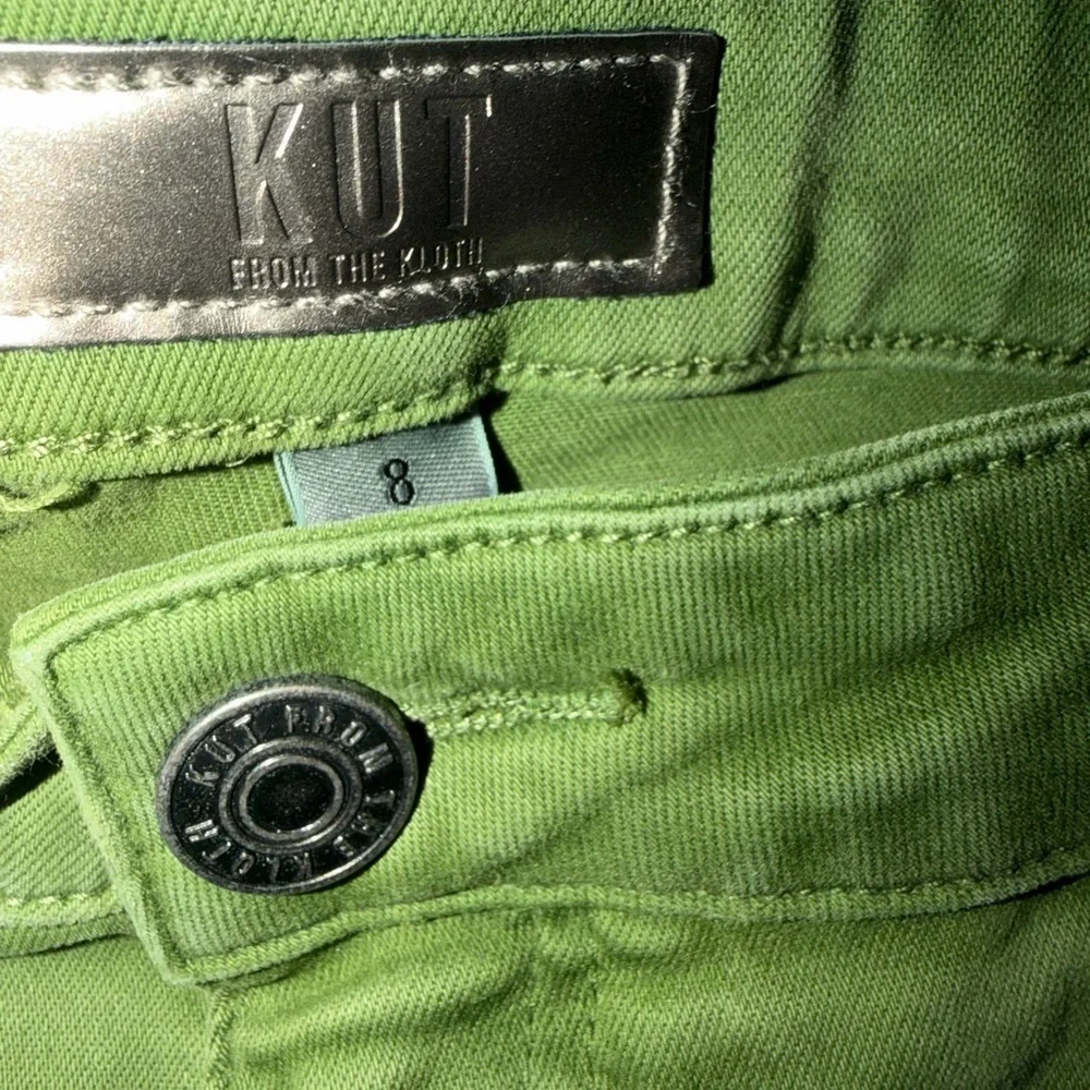 KUT From The Kloth Olive Green Cropped Jeans Raw Hem Women Size 8